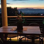 Luxury Thea Villa *