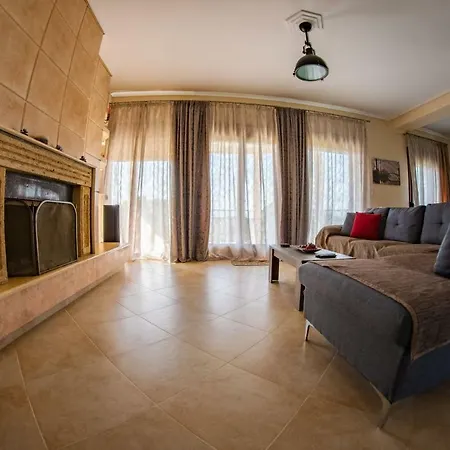 Luxury Thea
